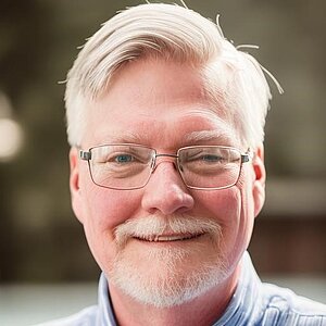  Keith Schengili-Roberts