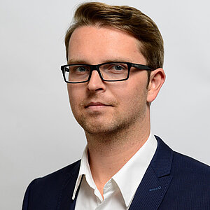  Felix Burth